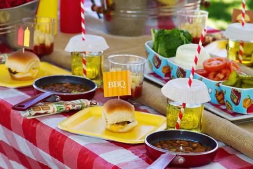 summer-bbq-party-table-bbq-foods